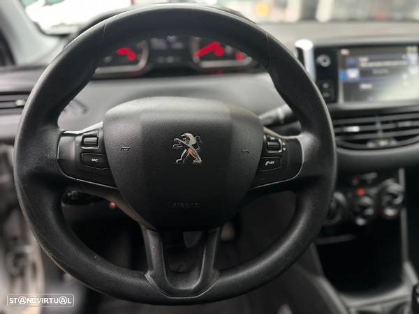 Peugeot 208 1.6 e-HDi SE Style - 9