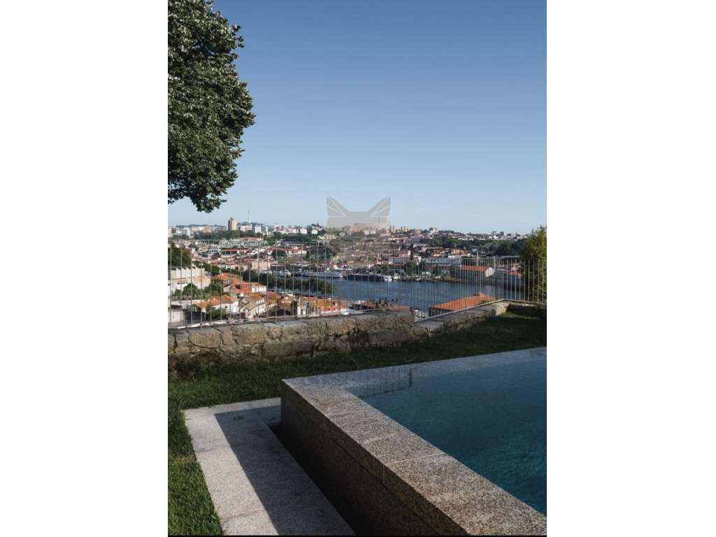 T2 com vista de Rio no Porto - Grande imagem: 5/35