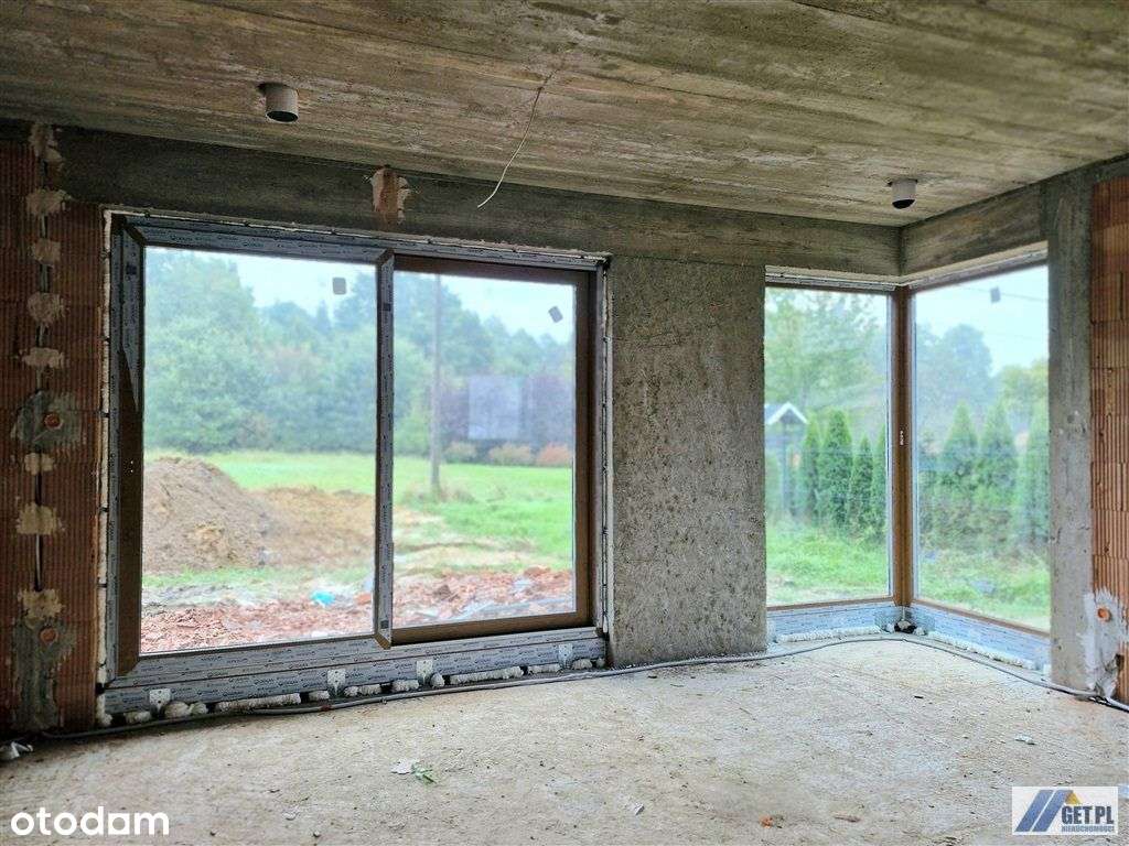 Domy w spokojnej, zielonej okolicy-8