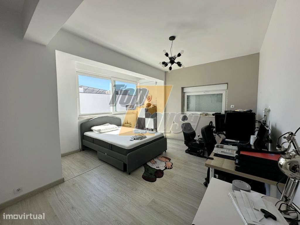 Moradia Isolada T4+1 - Vista de Mar - Charneca de Caparica-21