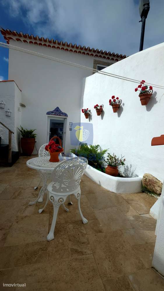 Moradia T1 renovada dentro das muralhas de Óbidos, com terraço, jardim-9