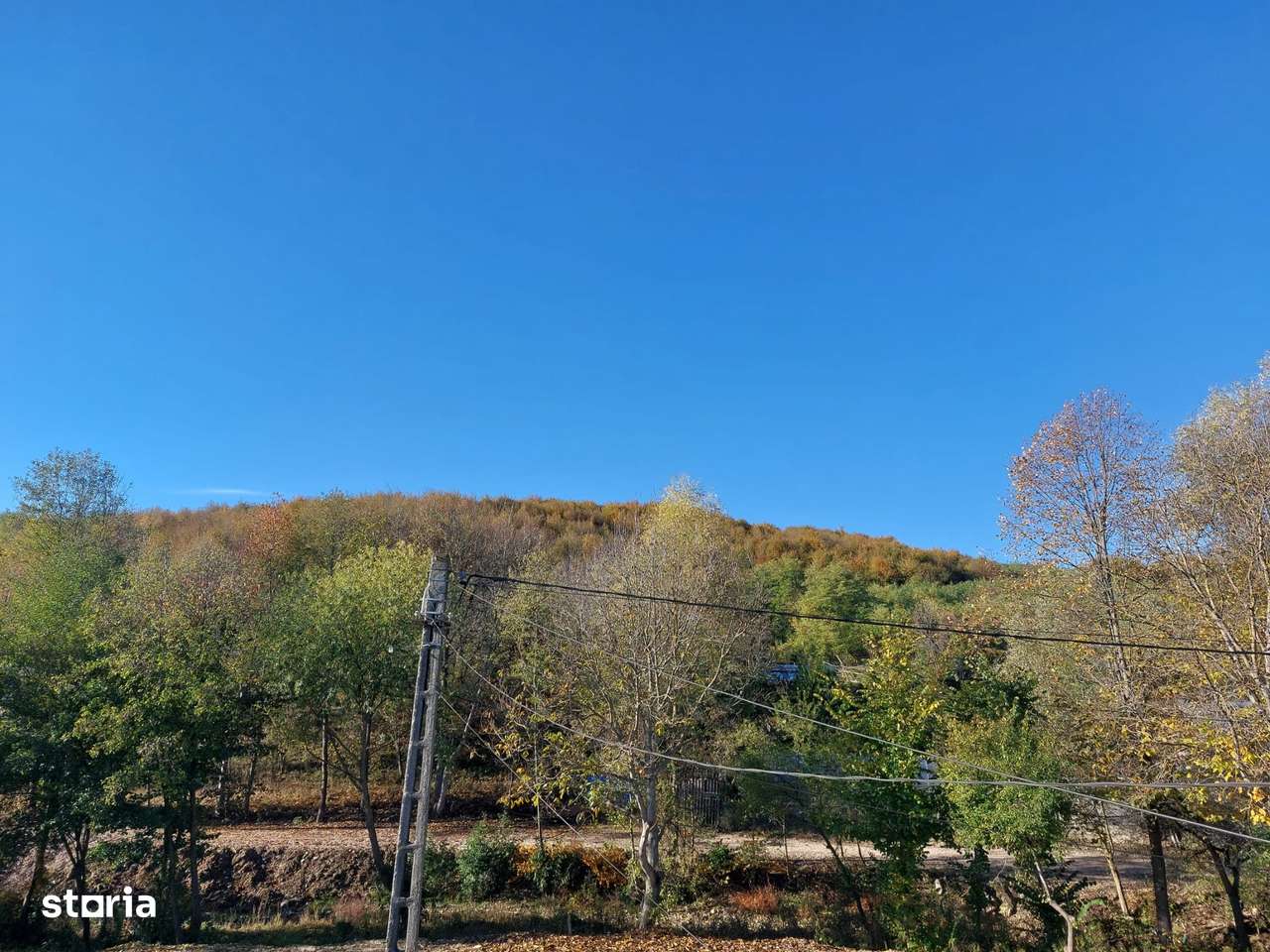 COMISION 0 Casa 169 mp, 1872 mp teren, Vulcana Pandele - Imagine principală: 2/12