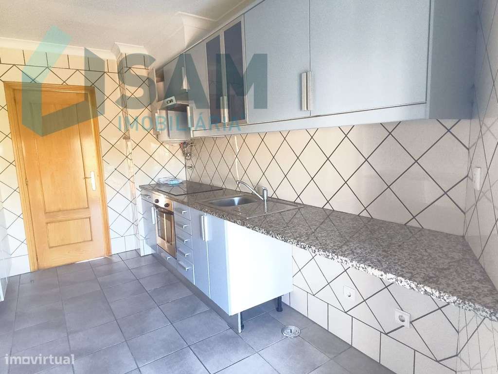 Apartamento T2 Bombarral - Centro - Grande imagem: 4/21