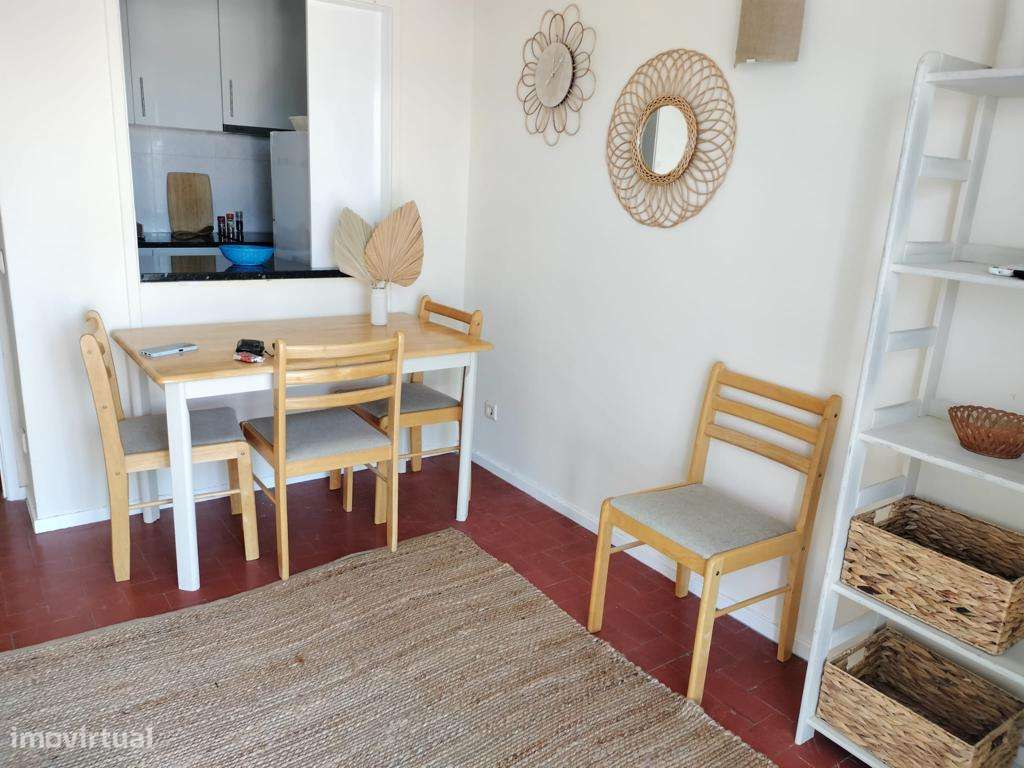 Apartamento T1 com varanda e vista cidade - Grande imagem: 5/9