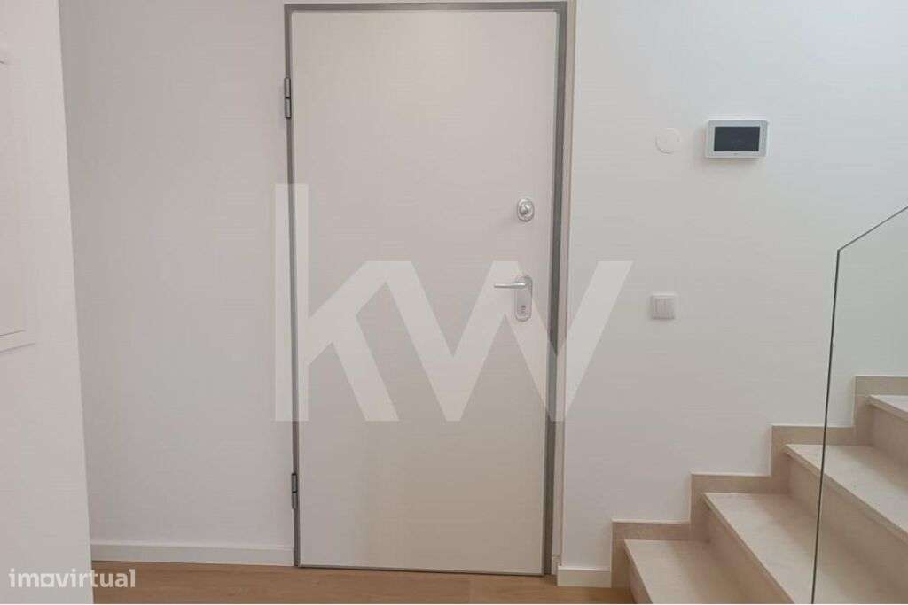 Moradia - Geminada - T3+1 Freguesia Trafaria - COSTA DE CAPARICA - Grande imagem: 4/21