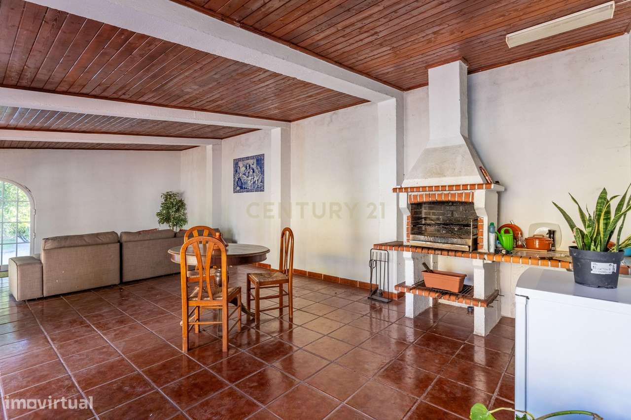 A moradia T5 que procurava em Cabanas, Quinta do Anjo!-18