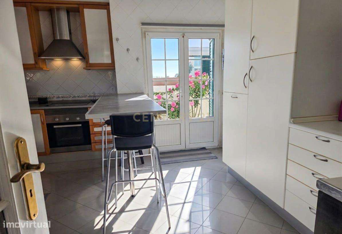 Moradia T4 com piscina em Cascais - Cobre-7