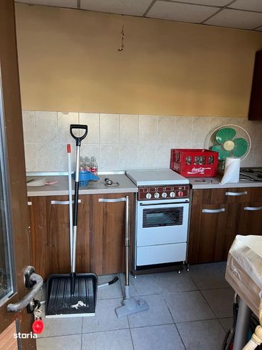 De vanzare: Casa cu 3 camere in zona centrala a Ploiestiului-11