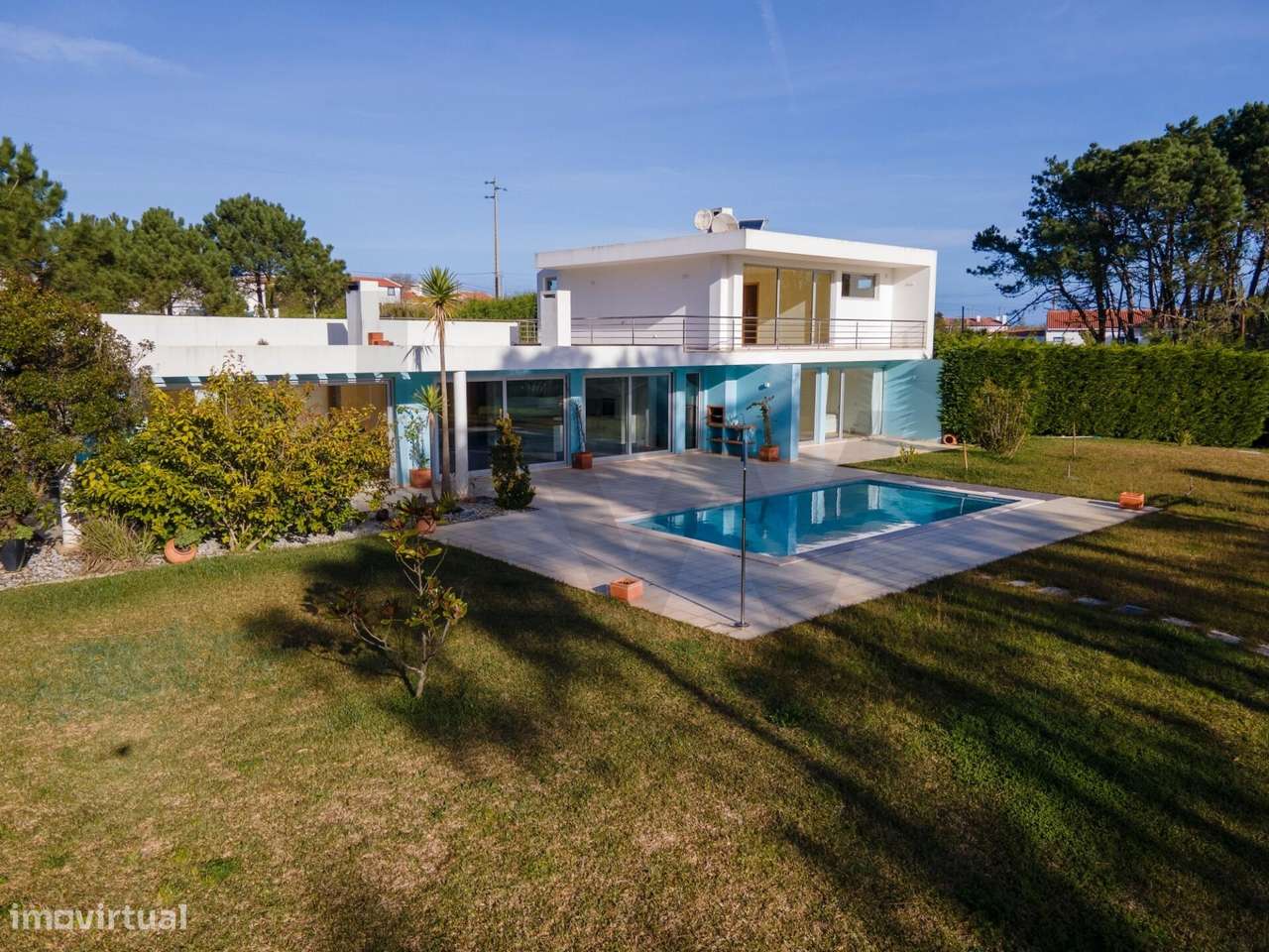 Moradia T3 com Piscina Privada e Jardim em Lote de 6.400 m2 – Serra do - Grande imagem: 4/53