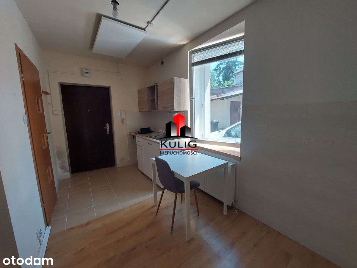 Kraków ul. Malborska, m.własnościowe Kw, kawalerka-0