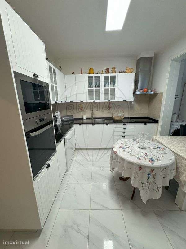Moradia T2 para venda-7