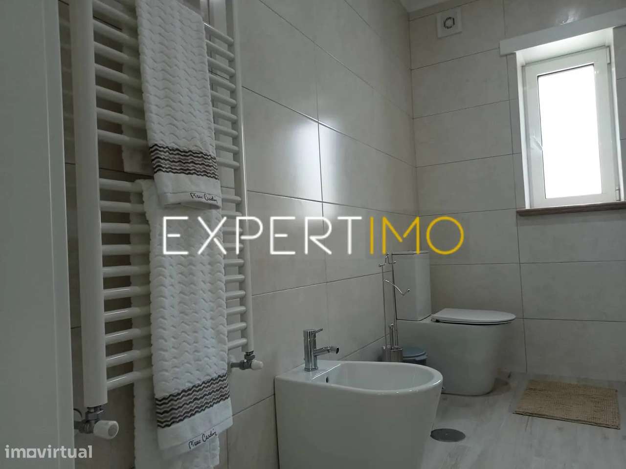 Moradia T2 São Bento, Porto de Mós, Leiria com design moderno-19