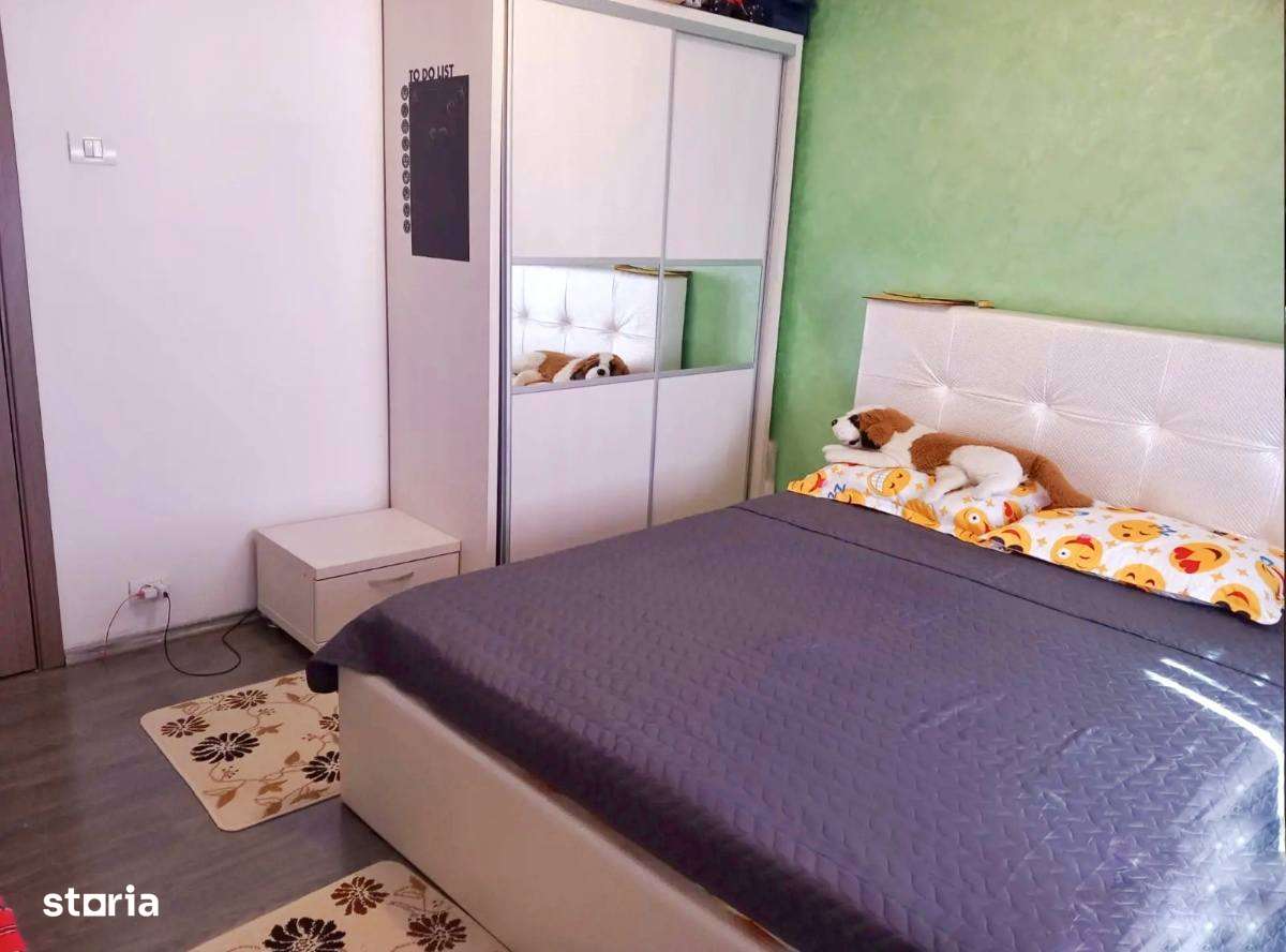 vindem apartament in Navodari cu 2 camere - Imagine principală: 2/6