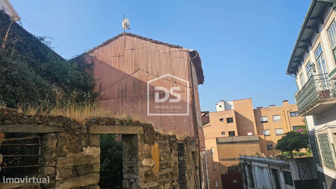 Moradia em Banda T7 Venda em Peso da Régua e Godim,Peso da Régua-3