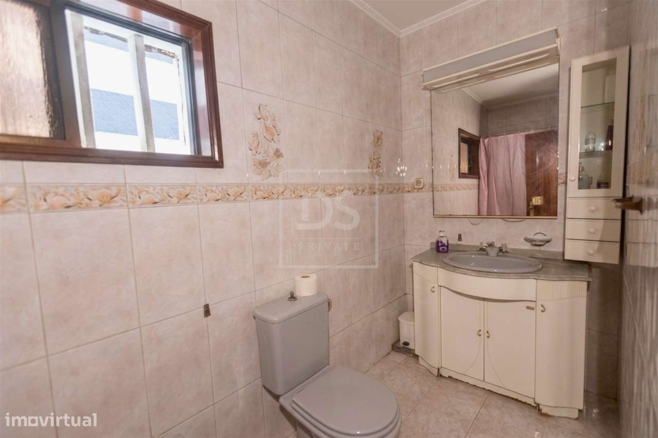 T2 com excelente localização no Porto – Campanhã-6
