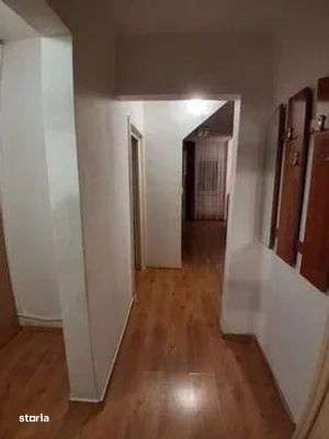 Apartament -3 camere, 67mp utili, etaj 2/3, Baciu, Str. Trandafirilor - Imagine principală: 5/8