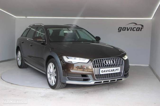 Audi A6 Allroad 3.0 TDi quattro S tronic - 23