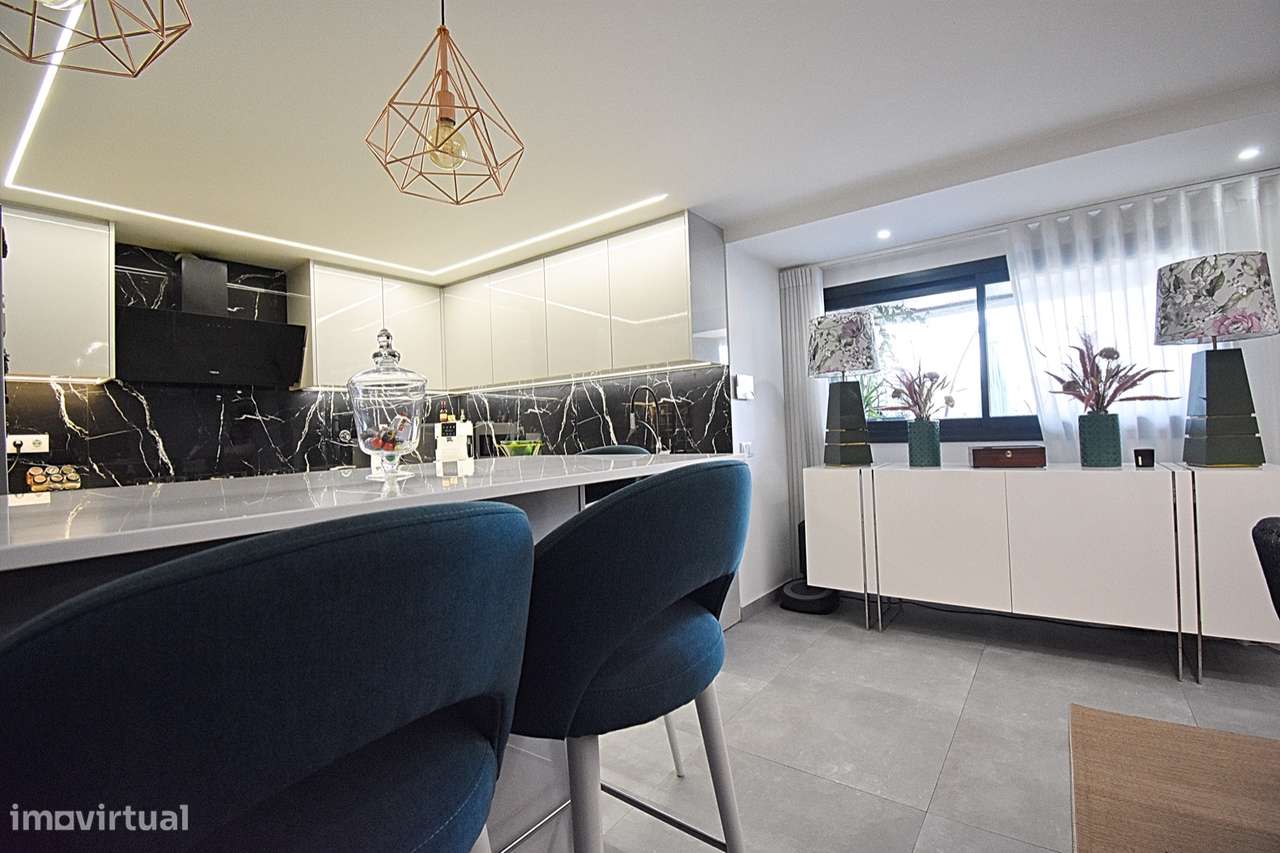 Moradia T3 com garagem e varanda em Paços de Ferreira - Grande imagem: 3/22