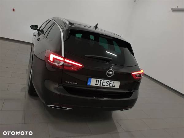 Opel Insignia 2.0 CDTI Elegance S&S - 36