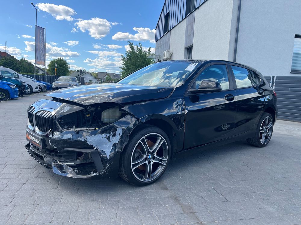 BMW 1 Series F40 2023