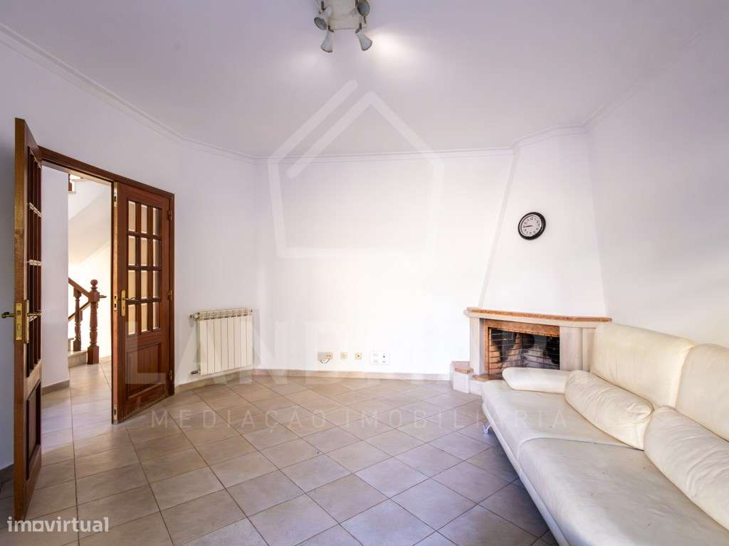 Moradia T4, Famões - Odivelas-14