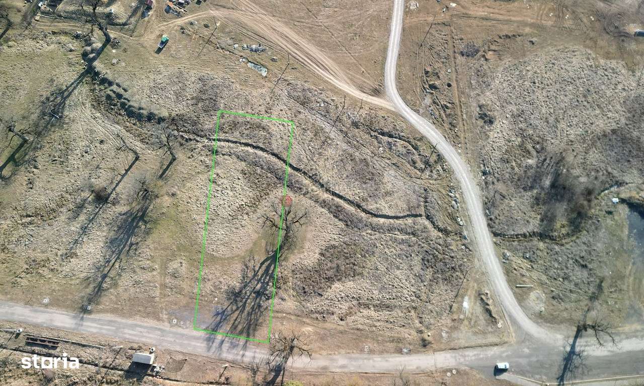 Teren intravilan - Imagine principală: 2/20