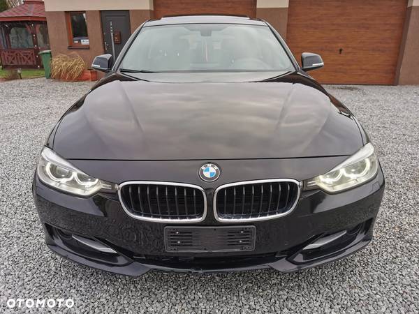 BMW Seria 3 330d Advantage sport - 38