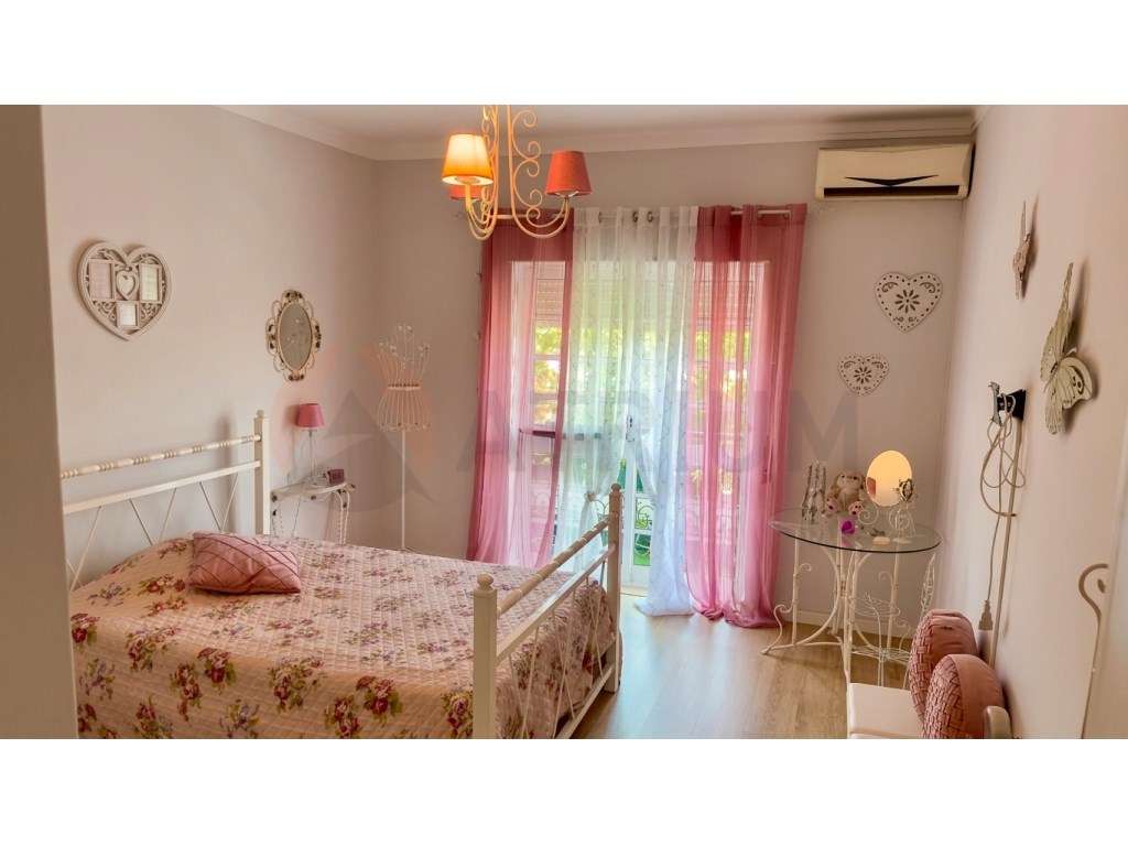 Apartamento T3 Quinta do Anjo-22