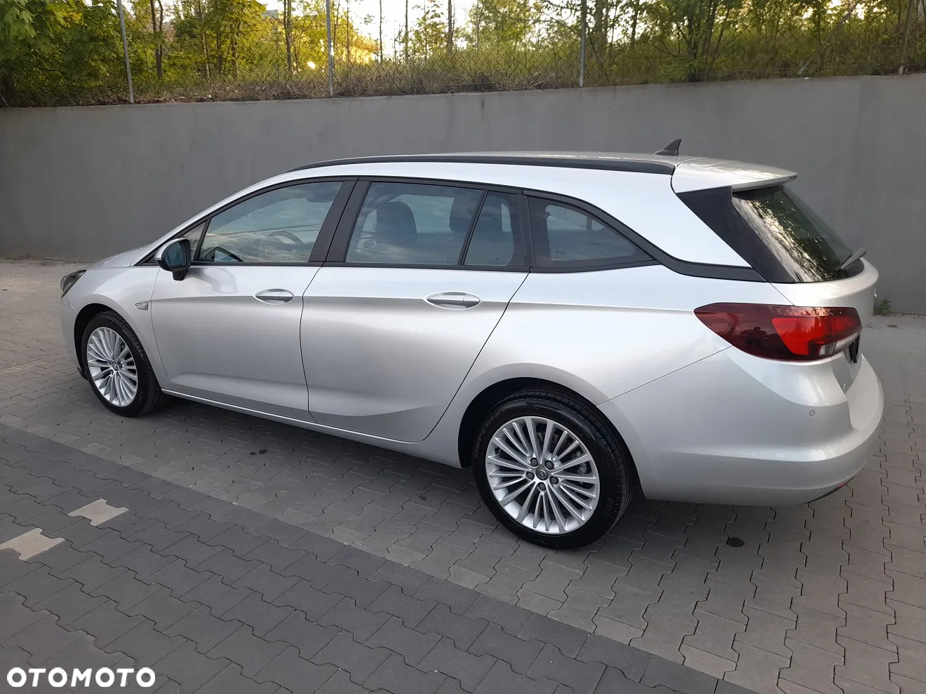 Opel Astra 1.6 D (CDTI DPF ecoFLEX) Start/Stop Edition - 14
