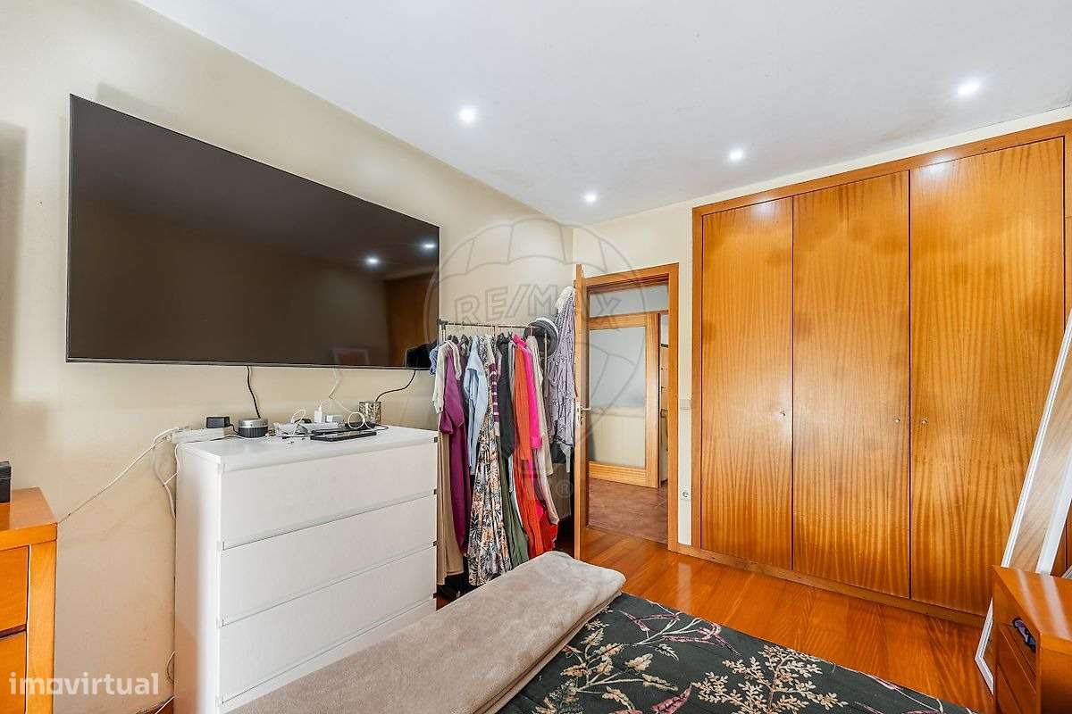 Apartamento T2 com varandas a 5 min da praia | Póvoa de Varzim-6