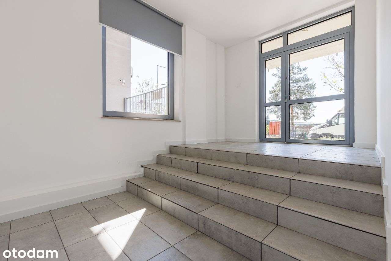 Lokal Usługowy z Najemcą-13