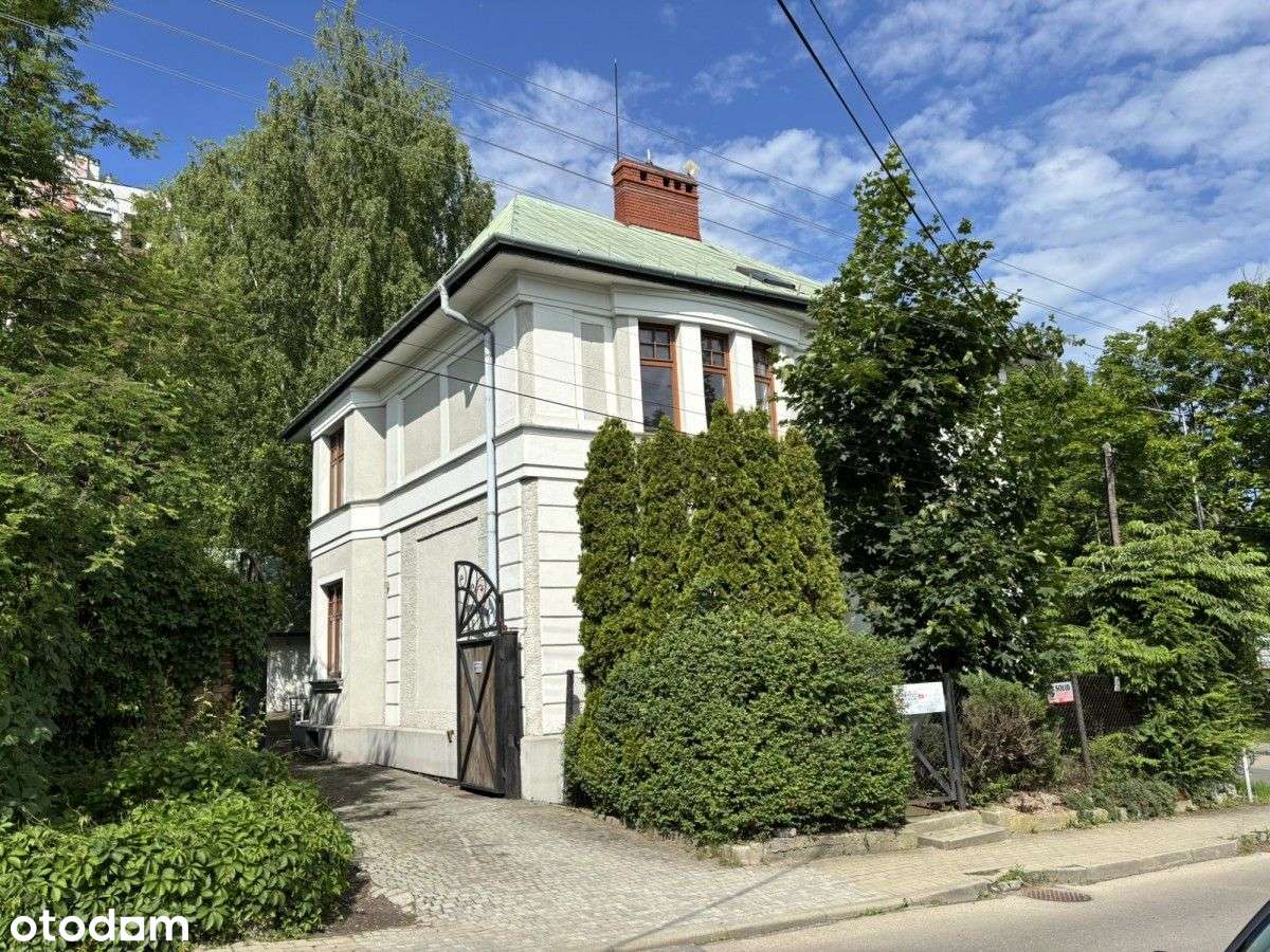 Nieruchomość willowa, atrium / 906 m² działki / 2