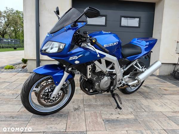 Suzuki SV - 4