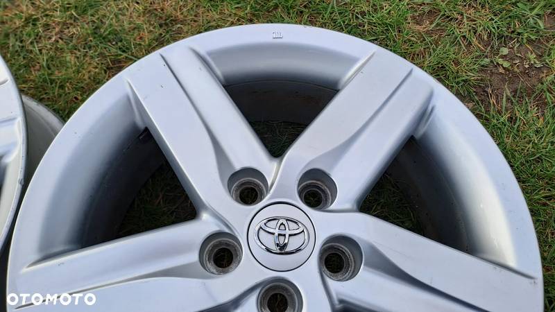 Felgi Aluminiowe 17 Toyota Auris MK2 5x114.3 ET 50 - 10