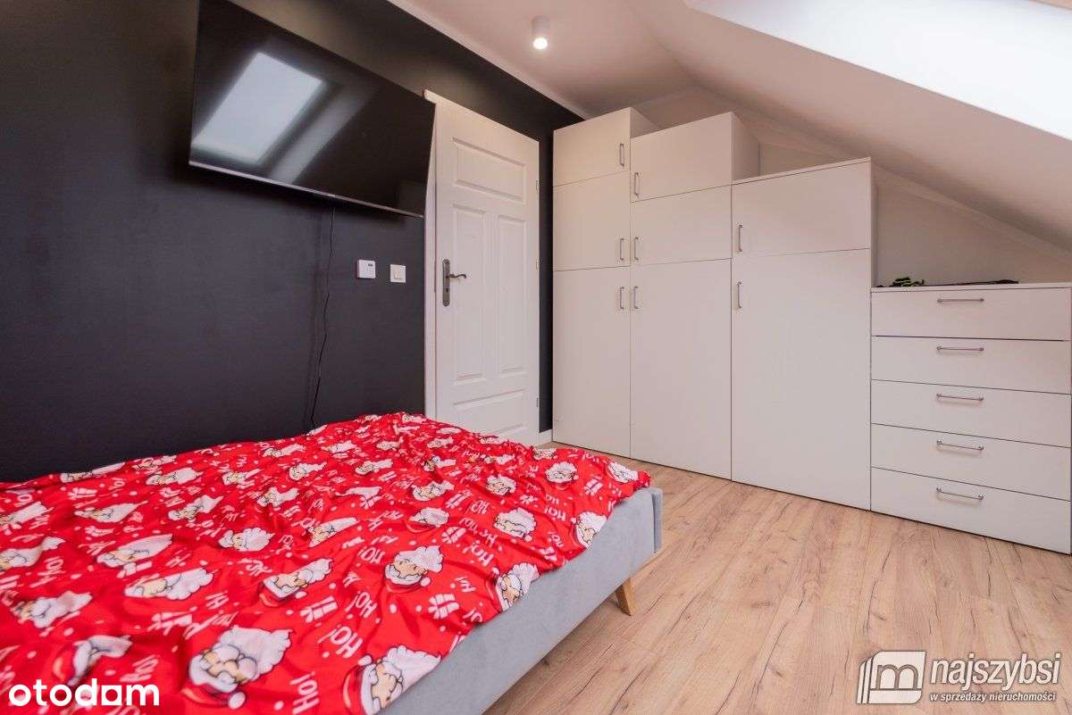 Białuń k. Goleniowa, umeblowany dom z 2022 r.-12