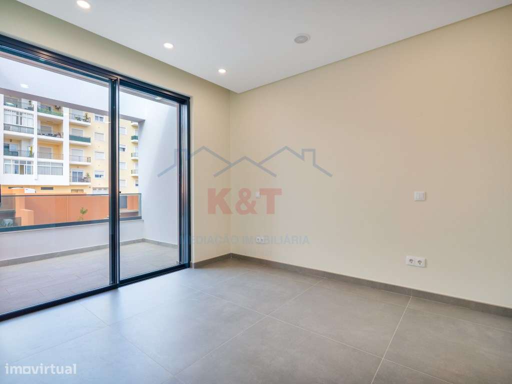 Moradia T3 com piscina-11