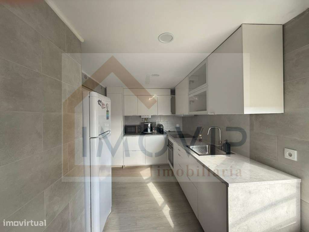 Apartamento T3 totalmente renovado no centro do Pinhal Novo - Grande imagem: 3/26