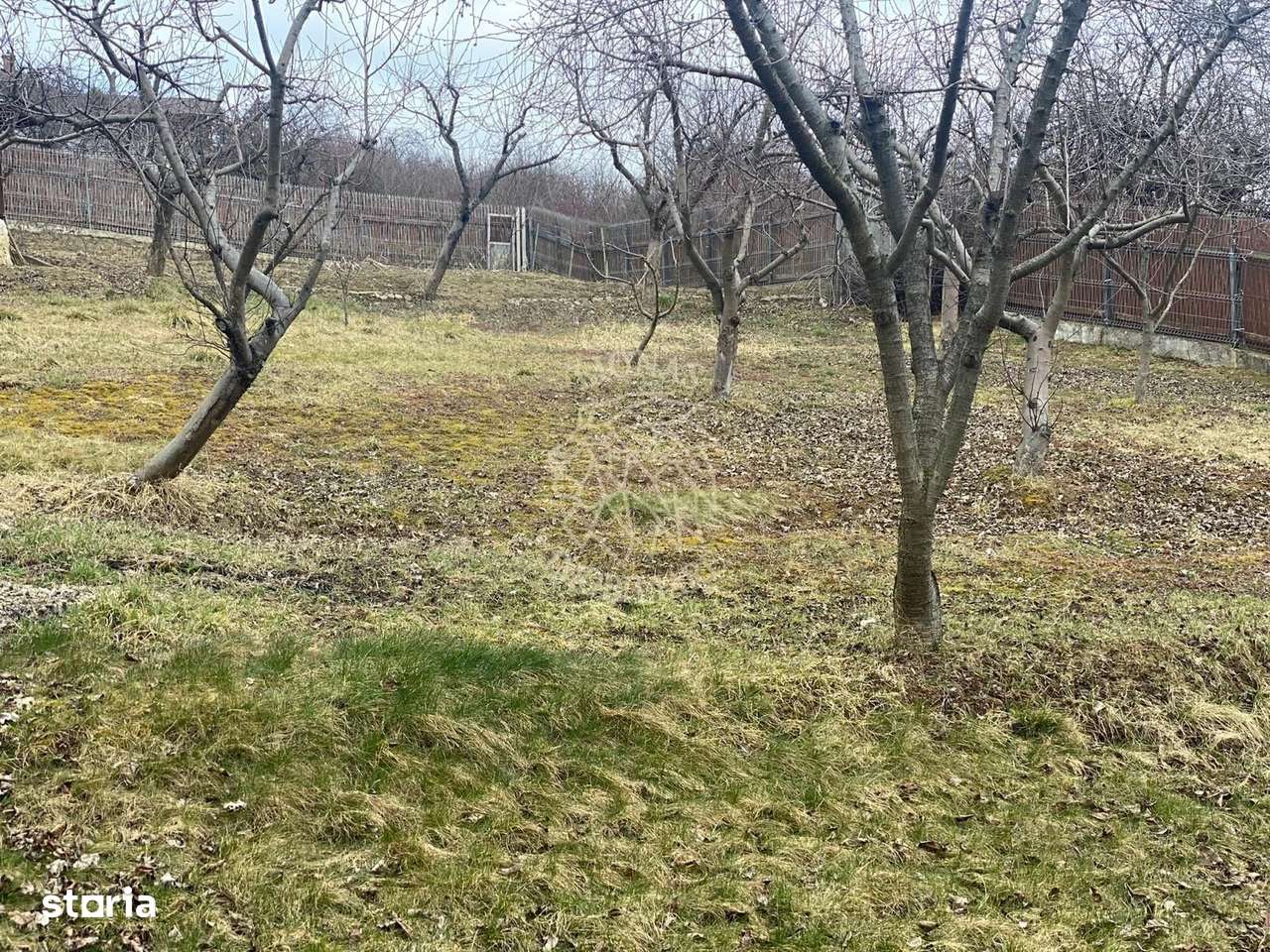 Teren intravilan 1000 mp+magazie-ideal casa-imprejmuit-Valea Rusului - Imagine principală: 2/4