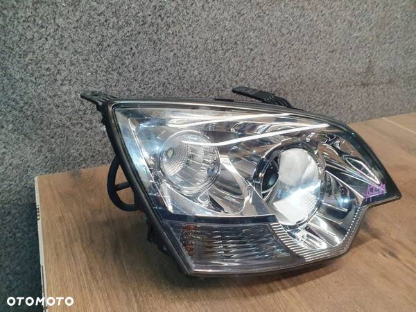 OPEL ANTARA LIFT XENON LAMPA PRAWY PRZÓD - 3