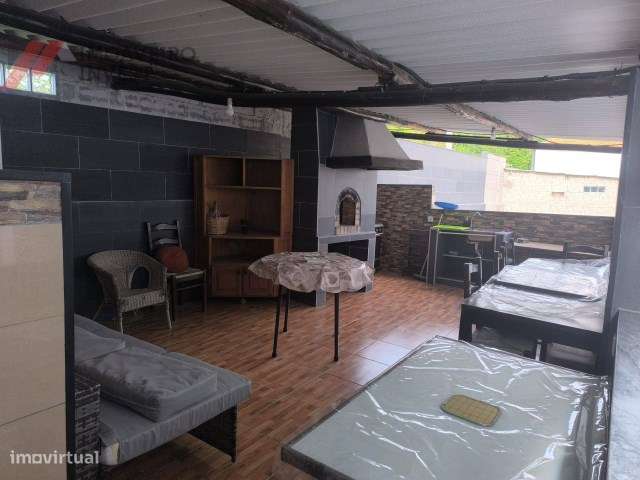 Quinta com Moradia Isolada e 4.450m² de Terreno Oiã Oliveira d Bairro-30