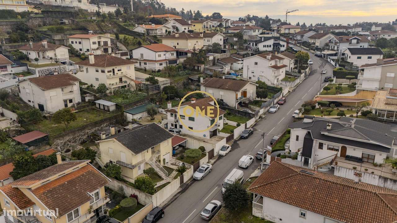 Moradia T1+ T3 em Vale S. Martinho - V.N. Famalicão-33