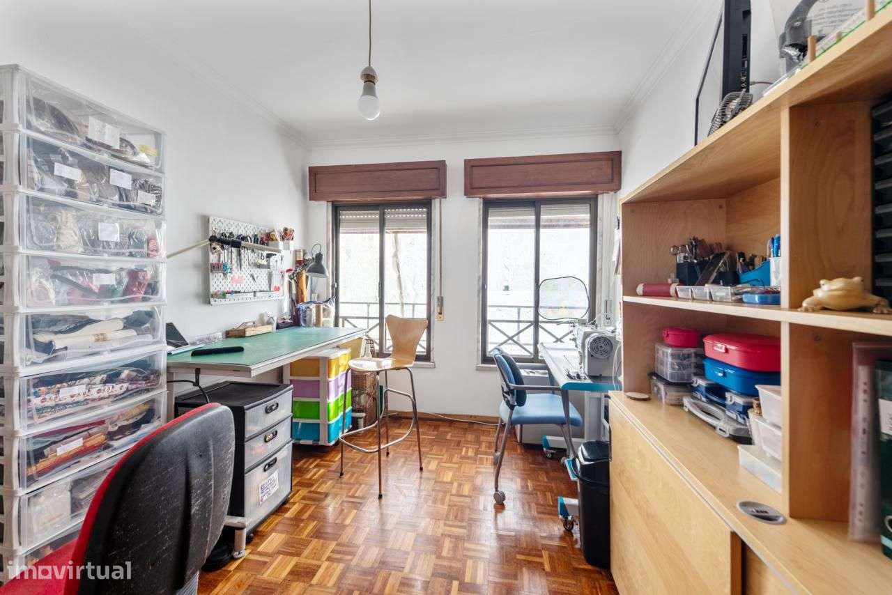 T2 em Rio de Mouro - Impecável! - Grande imagem: 4/23