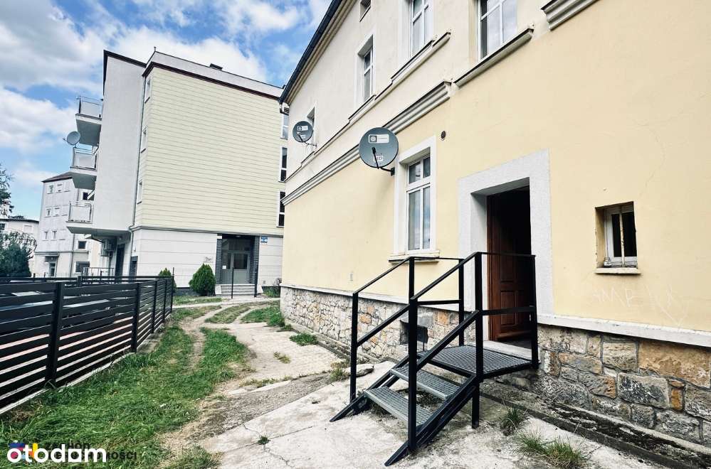 Mieszkanie z potencjałem – centrum Bolesławca - OKAZJA ! ! !-8