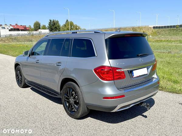 Mercedes-Benz GL 350 BlueTEC 4Matic 7G-TRONIC - 7