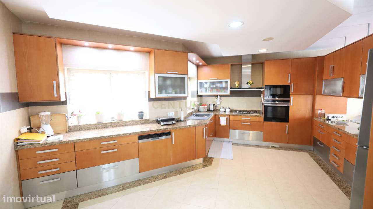 Casa apalaçada totalmente recuperada, no centro histórico da vila de C - Grande imagem: 5/42