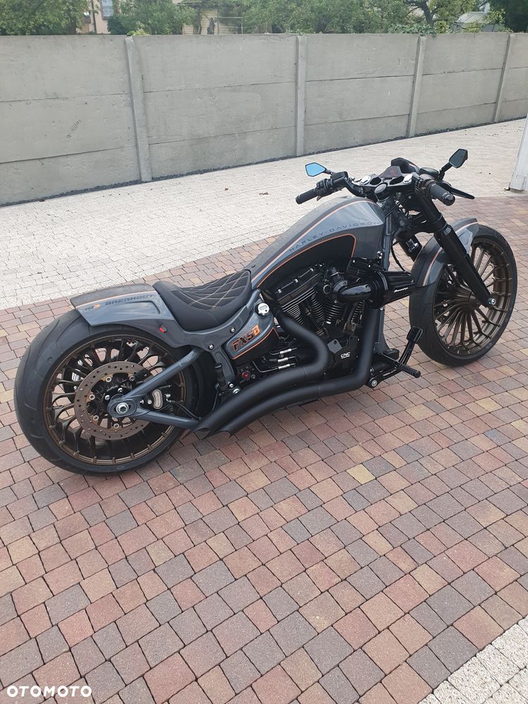 u-ywane-harley-davidson-fxsb-breakout-135-000-pln-16-000-km-otomoto