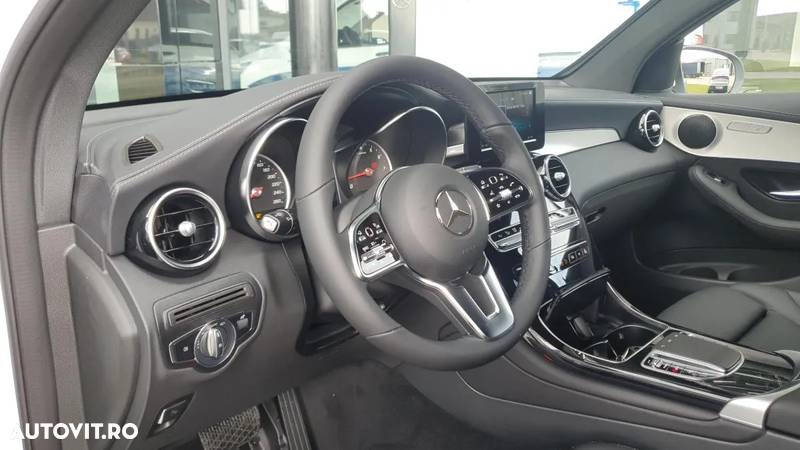 Mercedes-Benz GLC Coupe 200 4MATIC MHEV - 10