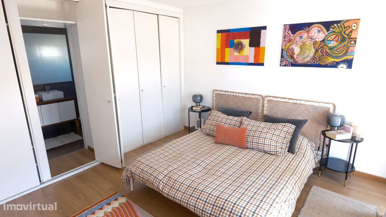 Exclusiva Moradia T4 de Luxo com Piscina em São Lourenço, Azeitão - Grande imagem: 5/26