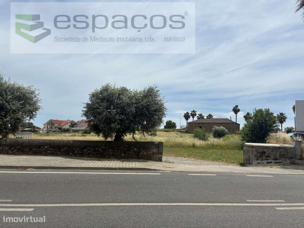 Terreno com Elevado Potencial para Grande Área Comercial - Fundão-12