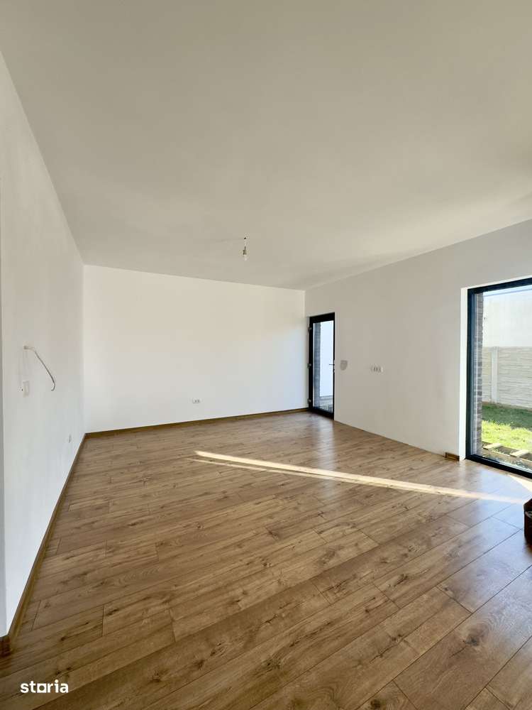 Duplex despartit prin camera Tehnica, Mosnita Noua-Valery-15